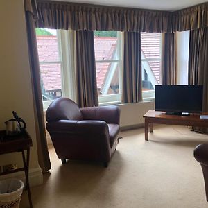 Bracken Suite